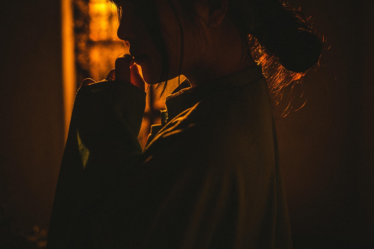 体臭が気になる女性が彼氏の家に泊まりする時の匂い対策は？